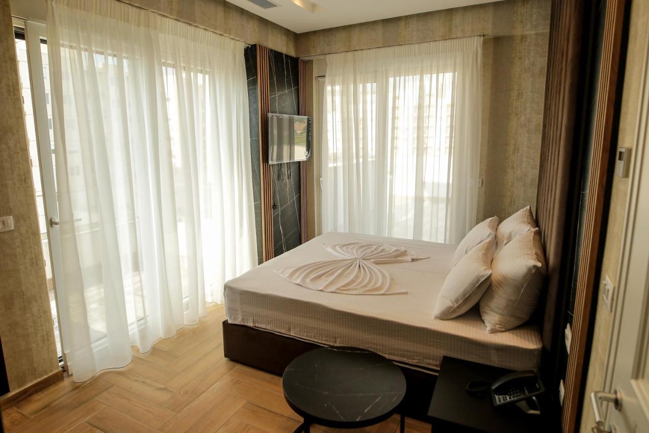 Rozafa Blu Hotel Shëngjin Екстериор снимка