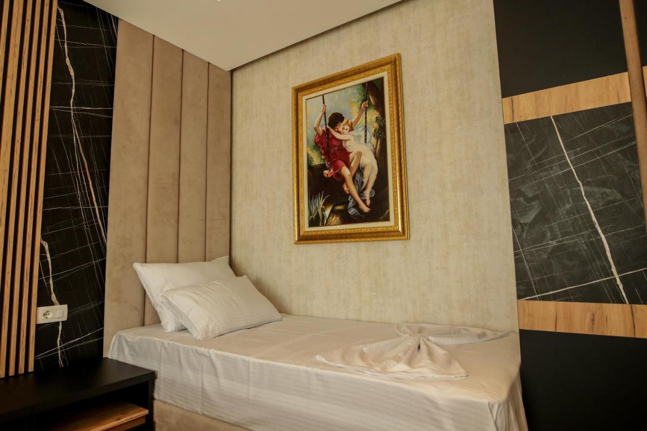 Rozafa Blu Hotel Shëngjin Екстериор снимка