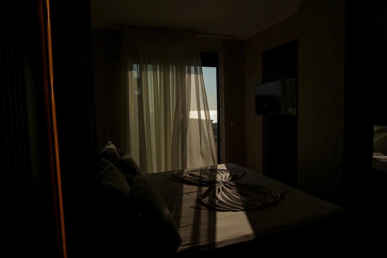 Rozafa Blu Hotel Shëngjin Екстериор снимка