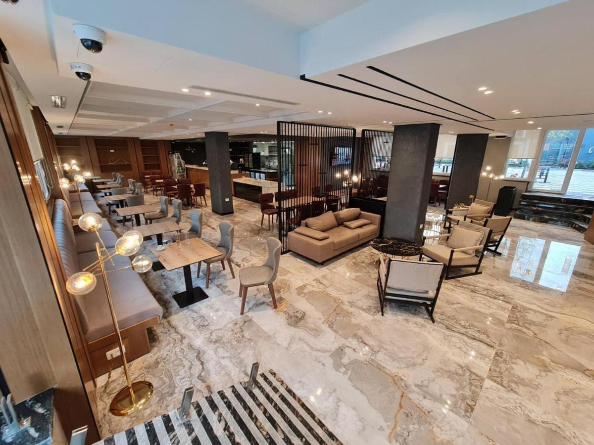 Rozafa Blu Hotel Shëngjin Екстериор снимка