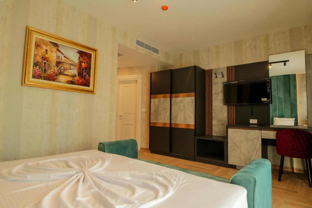 Rozafa Blu Hotel Shëngjin Екстериор снимка