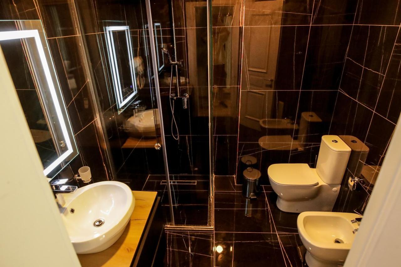 Rozafa Blu Hotel Shëngjin Екстериор снимка