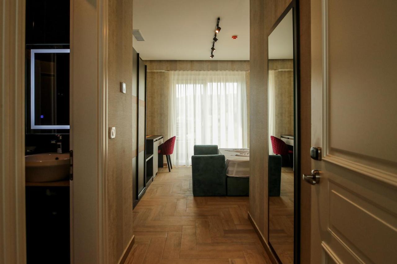 Rozafa Blu Hotel Shëngjin Екстериор снимка