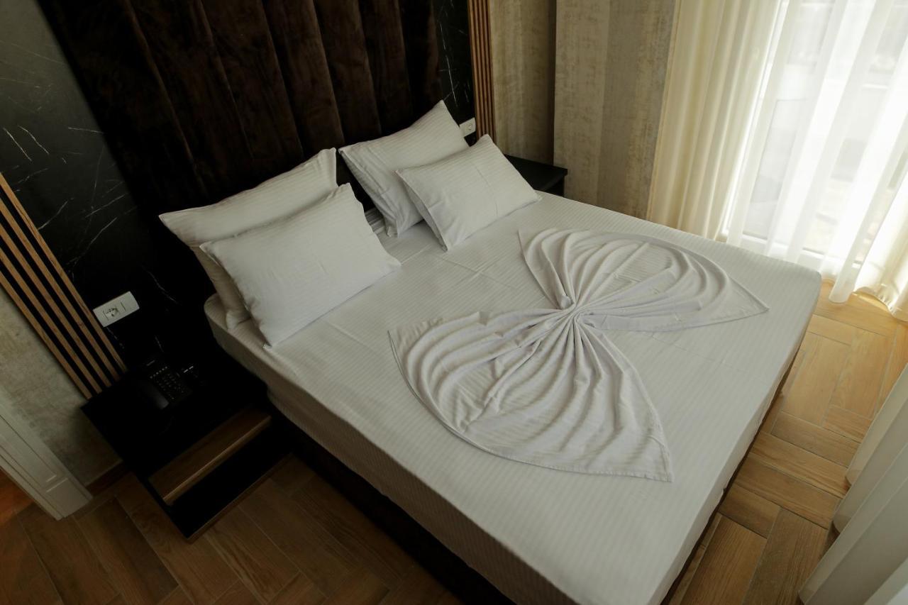 Rozafa Blu Hotel Shëngjin Екстериор снимка
