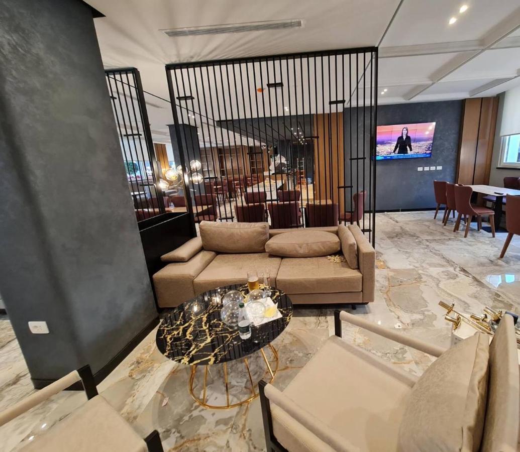 Rozafa Blu Hotel Shëngjin Екстериор снимка