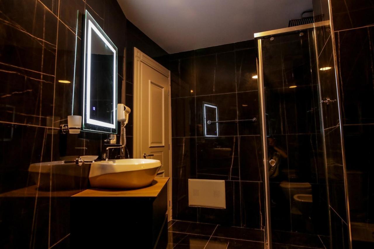 Rozafa Blu Hotel Shëngjin Екстериор снимка